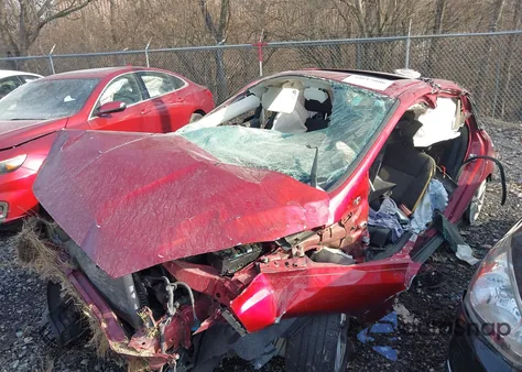 2016 Ford Focus Se z USA, uszkodzony, nr VIN 1FADP3F29GL280118